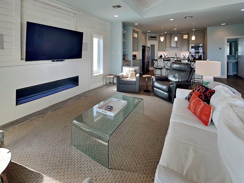 Living Room - Smart TV - Third Level