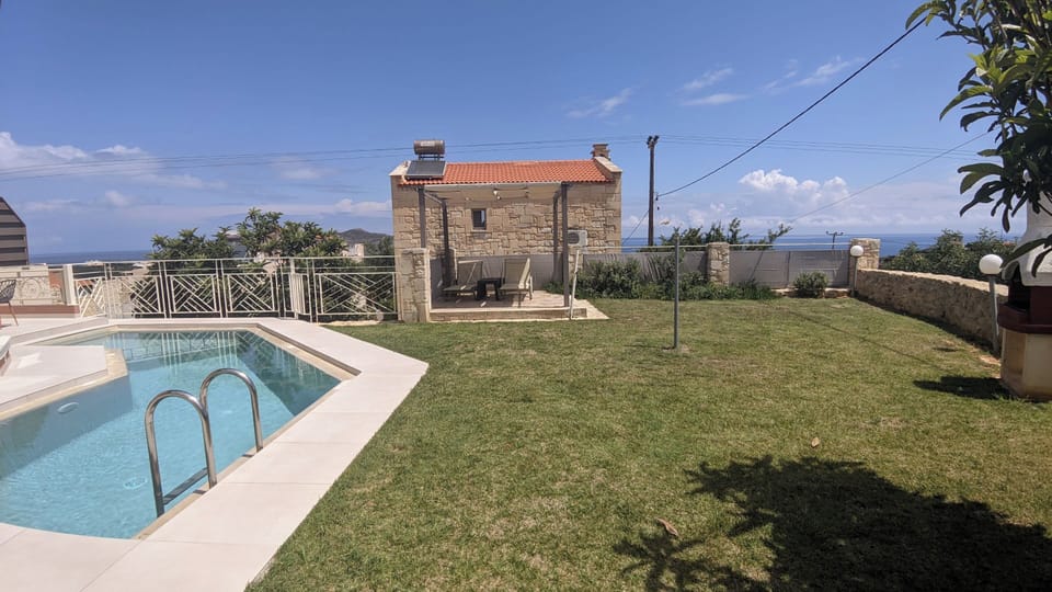 Unwind and Enjoy the Poolside Green Space