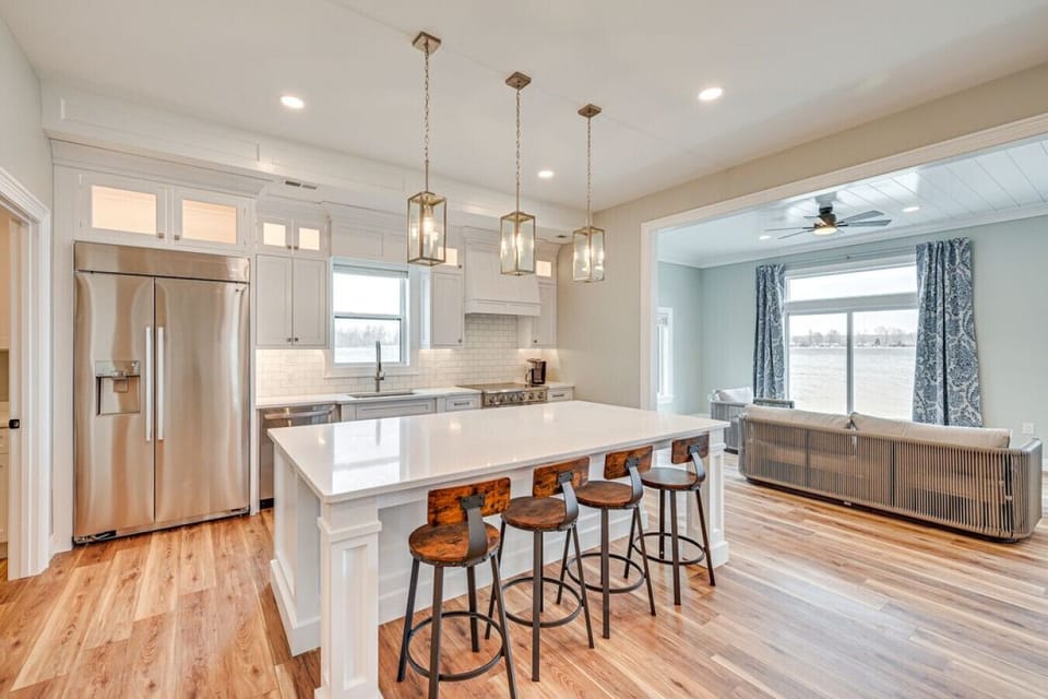 Bright Kitchen | Large Island with Seating | Pendant Lighting | Perfect for Casual Dining & Conversation
