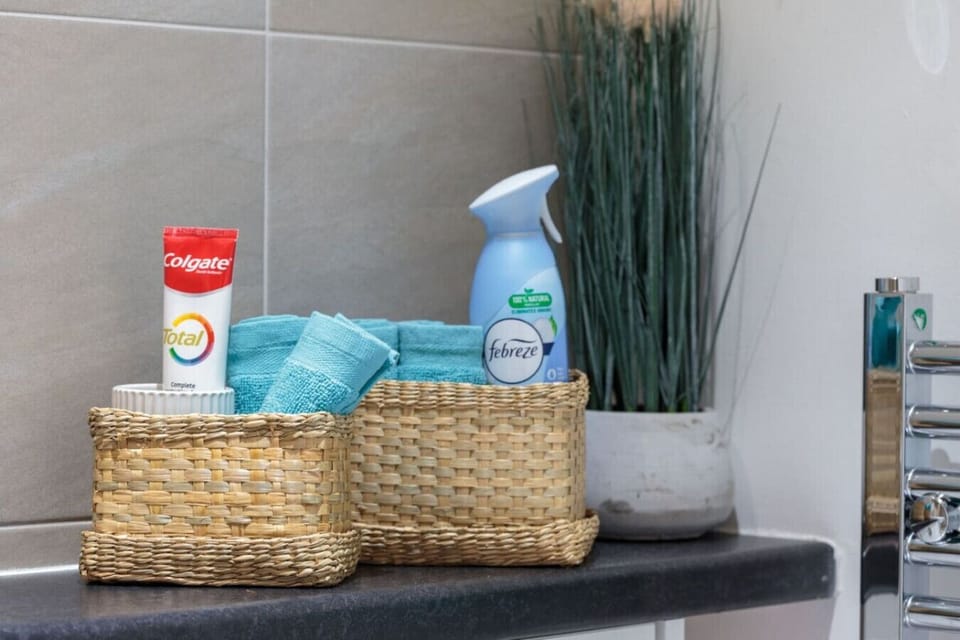 Bathroom amenities