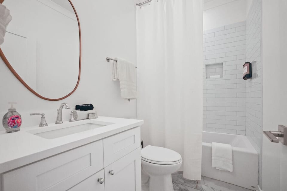 Bathroom near guest bedroom — Convenient access