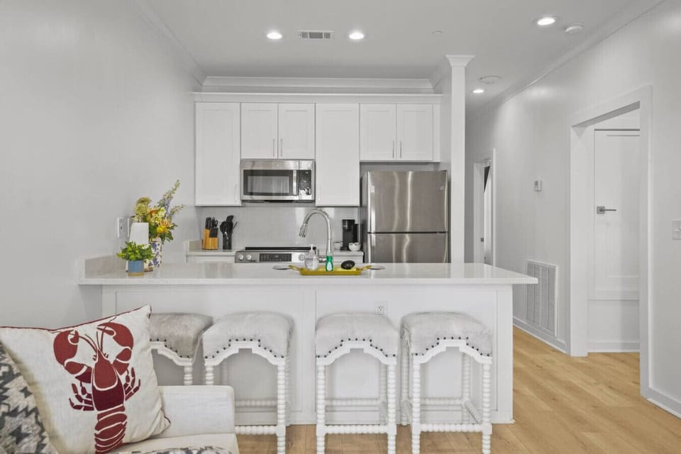 Open kitchen design — Easy flow for cooking and gathering