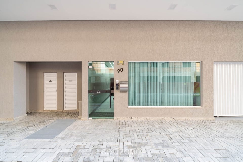 Basic Apartment | Exterior detail