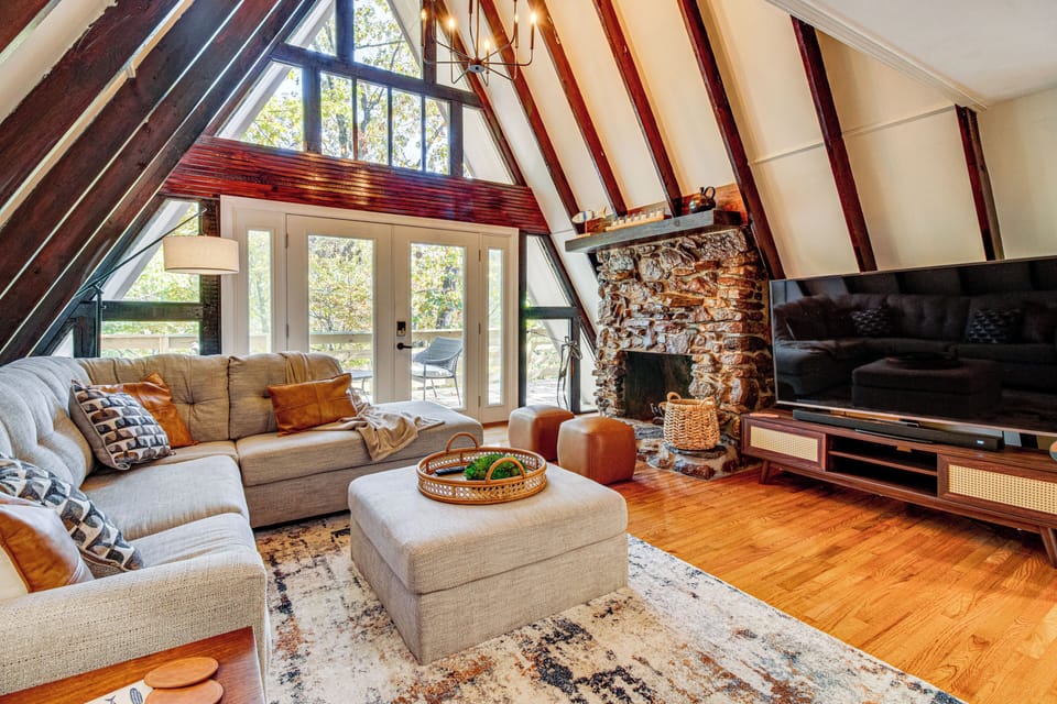 Fairfield Bay Vacation Rental | 2BR | 2BA | Stairs Required | 1,364 Sq Ft