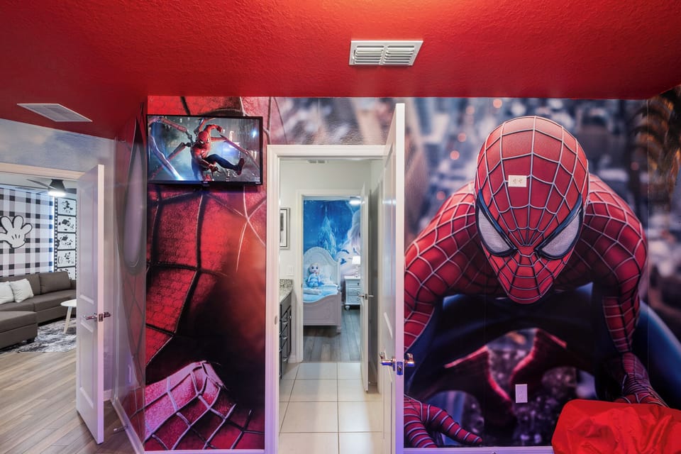 Spider Man Themed Room 4 twin beds
