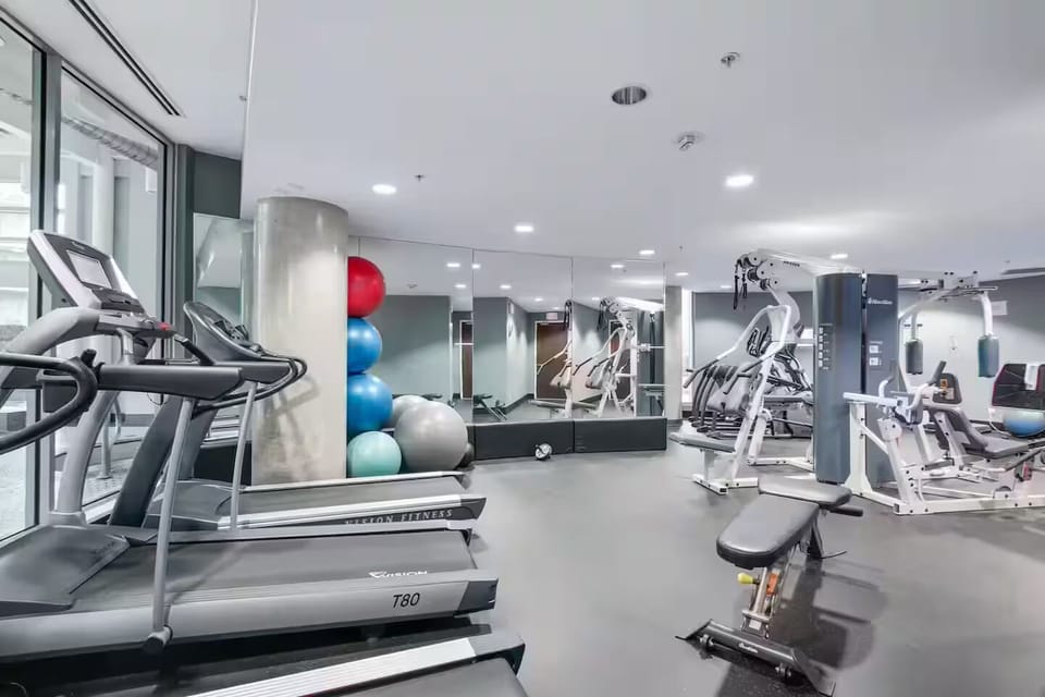 Lots of great cardio and strength building machines overlooking the pool