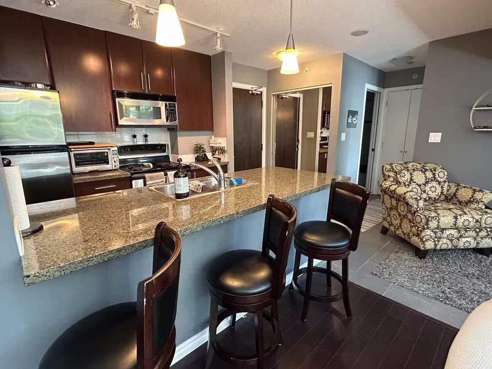 Kitchen Island with ample Counterspace for entertaining, extra seating & cooking