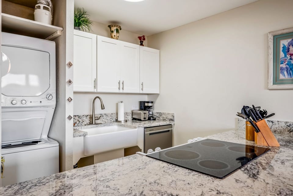 Fully stocked kitchen to make your favorite meals and Washer/Dryer so you can pack light