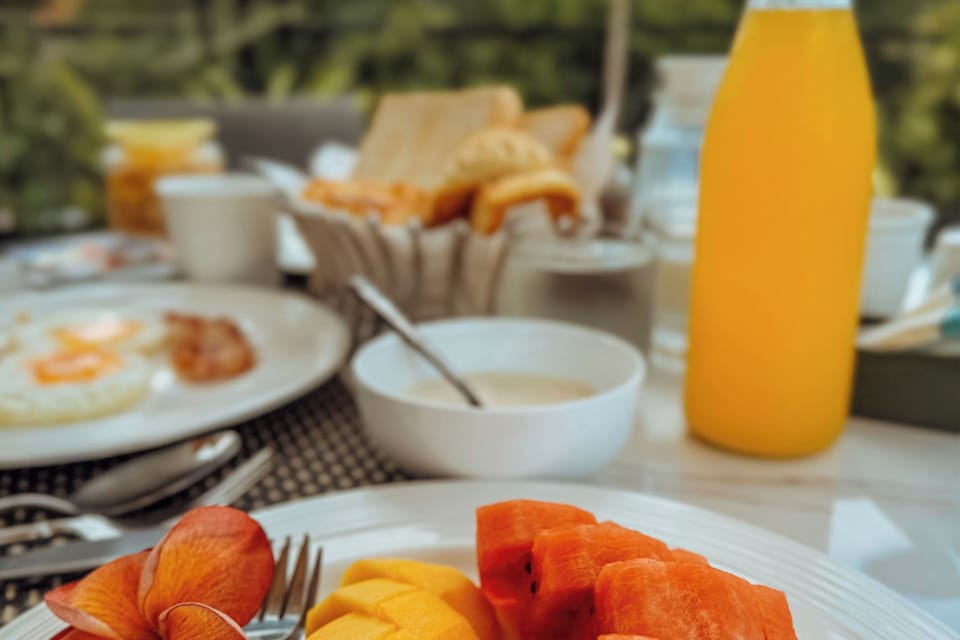 Breakfast meal