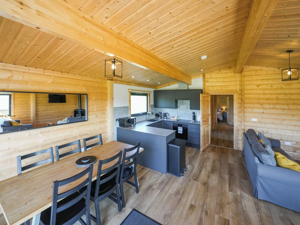 Open plan living space | Bluebell Lodge - Binneford Holiday Lodges, Hittisleigh
