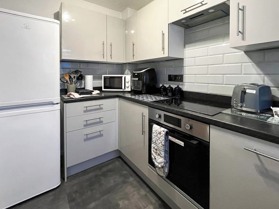 Kitchen | Twenty One, Westward Ho
