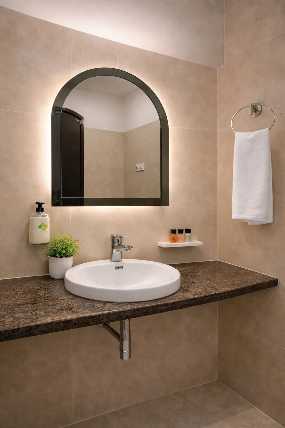 Deluxe Double Room | Bathroom