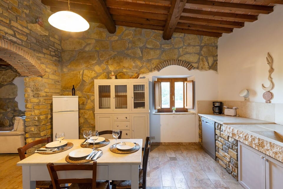 Dining Room, Kitchen