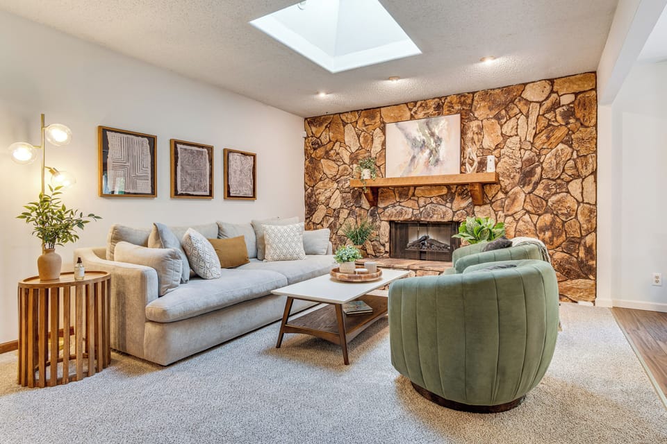 Springfield Vacation Rental | 4BR | 2.5BA | Steps Required | 2,200 Sq Ft