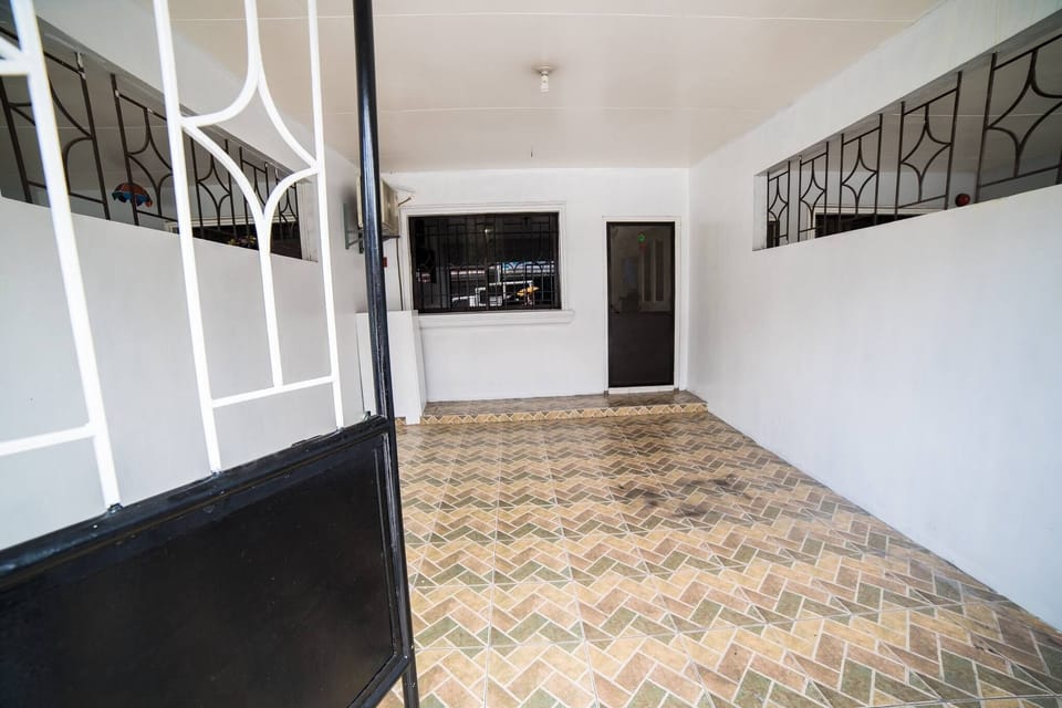 Apartment, 2 Bedrooms, Smoking, Balcony | Interior