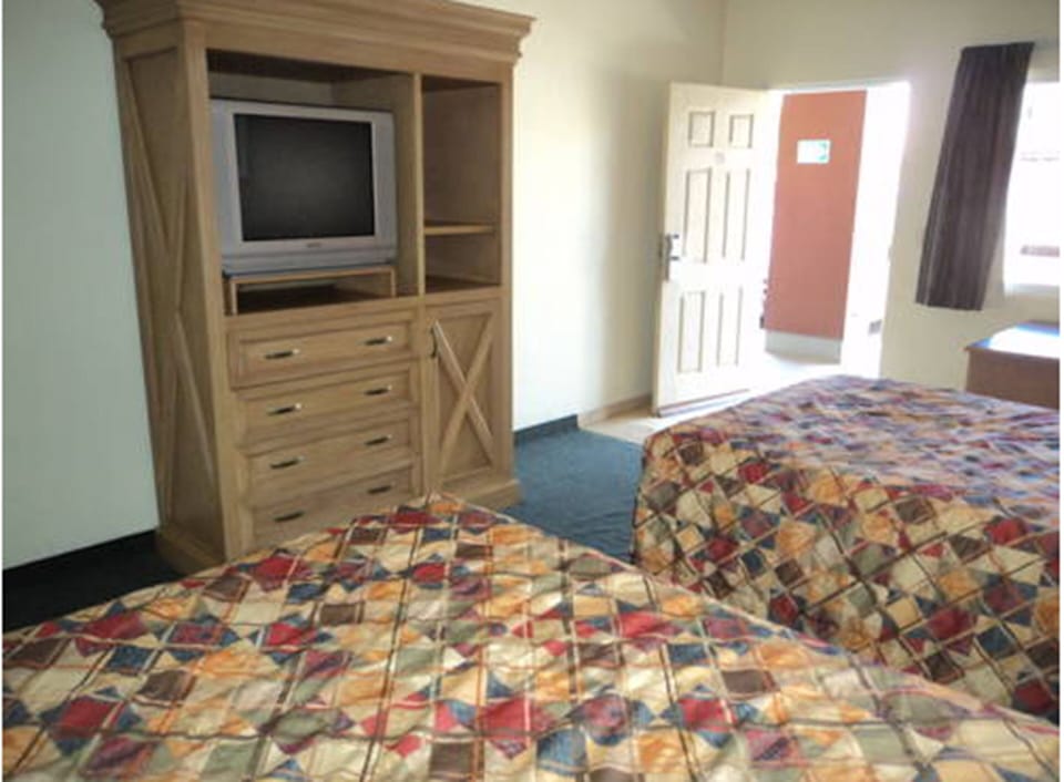 Desk, iron/ironing board, free WiFi