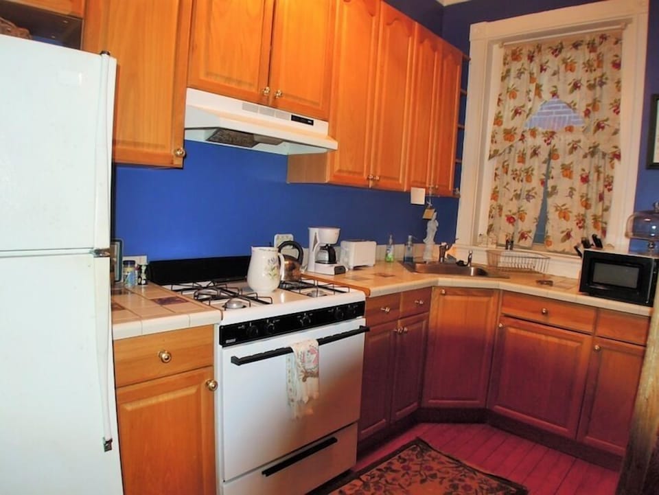 Apartment, Ground Floor (WJB Apartment) | Private kitchen