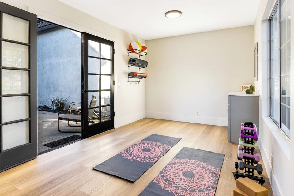 Fitness room.