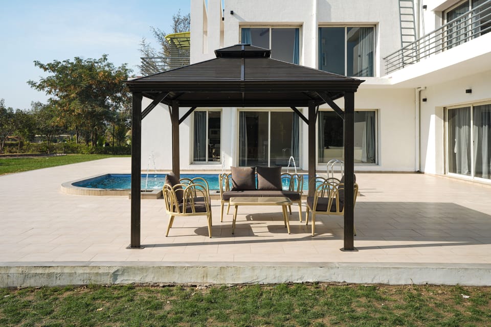 Luxury Villa | Terrace/patio