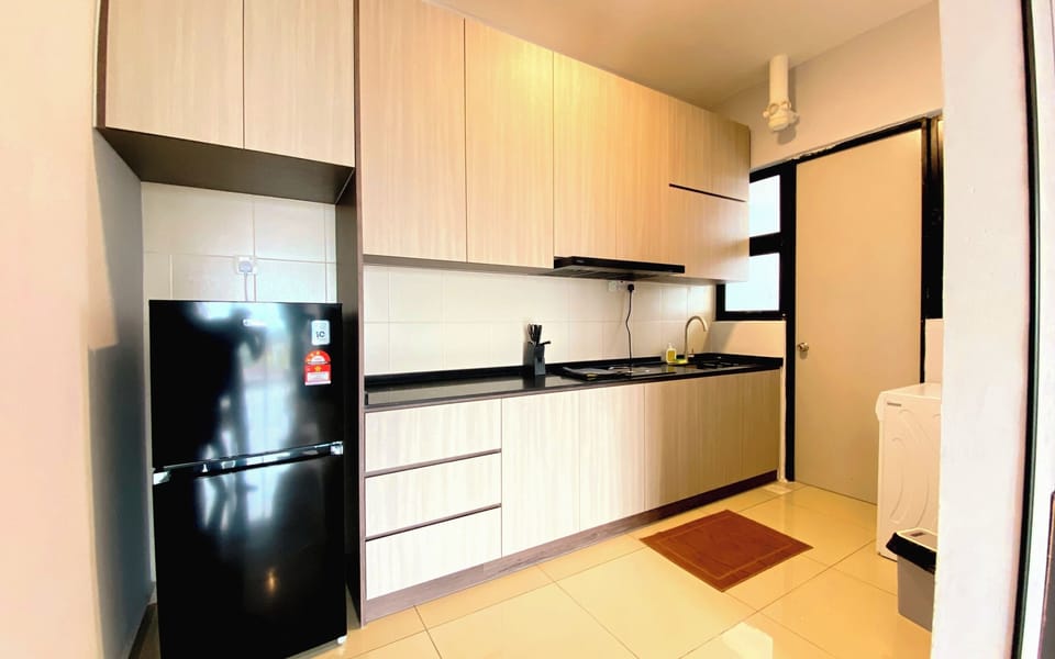 Basic Apartment, 2 Bedrooms | Private kitchen | Fridge, dishwasher