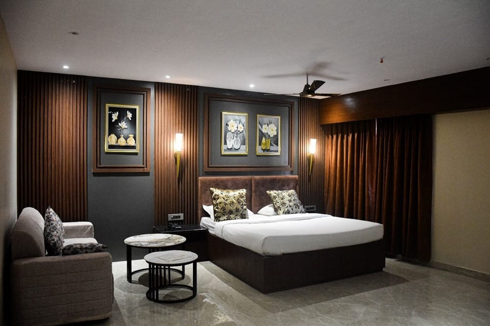 Luxury Suite, City View | Soundproofing, iron/ironing board (on request), WiFi (free), bed sheets