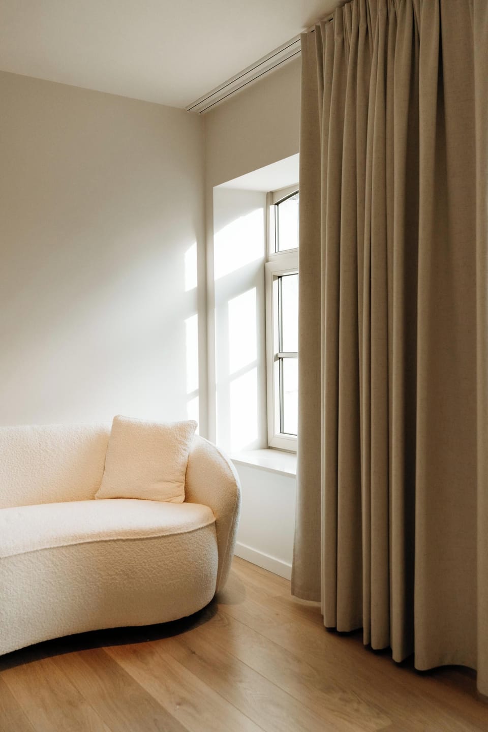 Superior Double Room | Minibar, in-room safe, desk, soundproofing