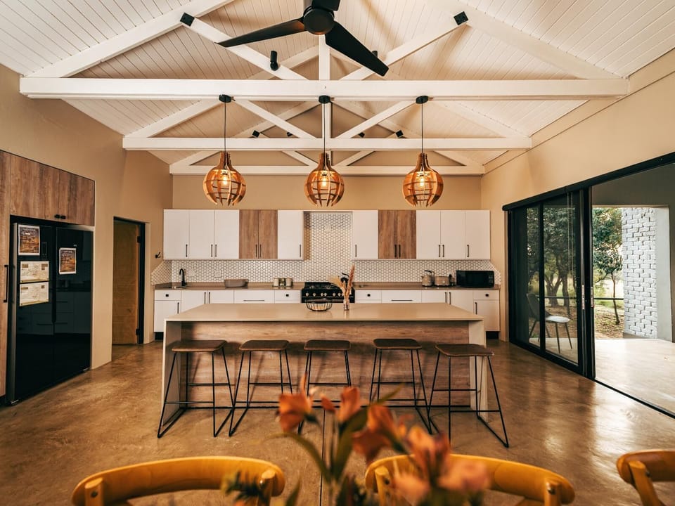 Summer hill | Private kitchenette | Electric kettle