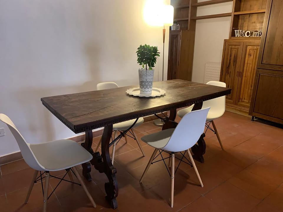 Apartment (2 Bedrooms) | Living area | TV
