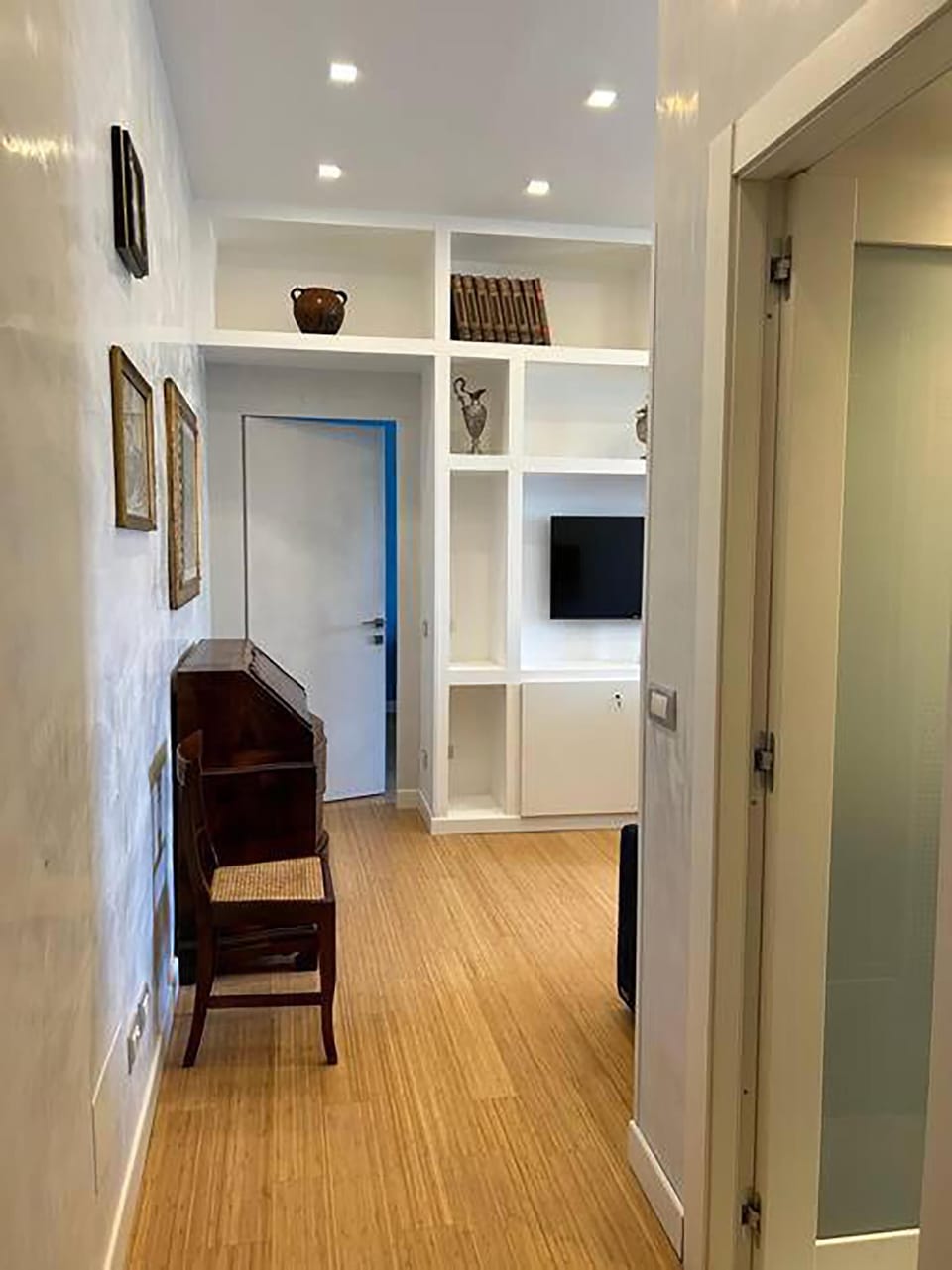 Apartment (1 Bedroom) | Interior