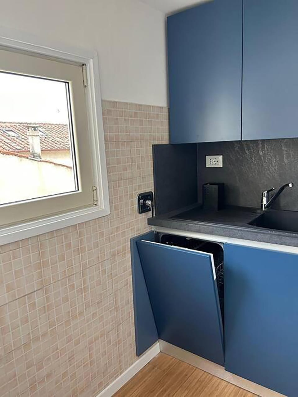 Apartment (1 Bedroom) | Interior