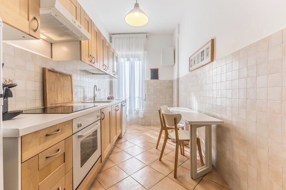 Apartment (1 Bedroom) | Interior