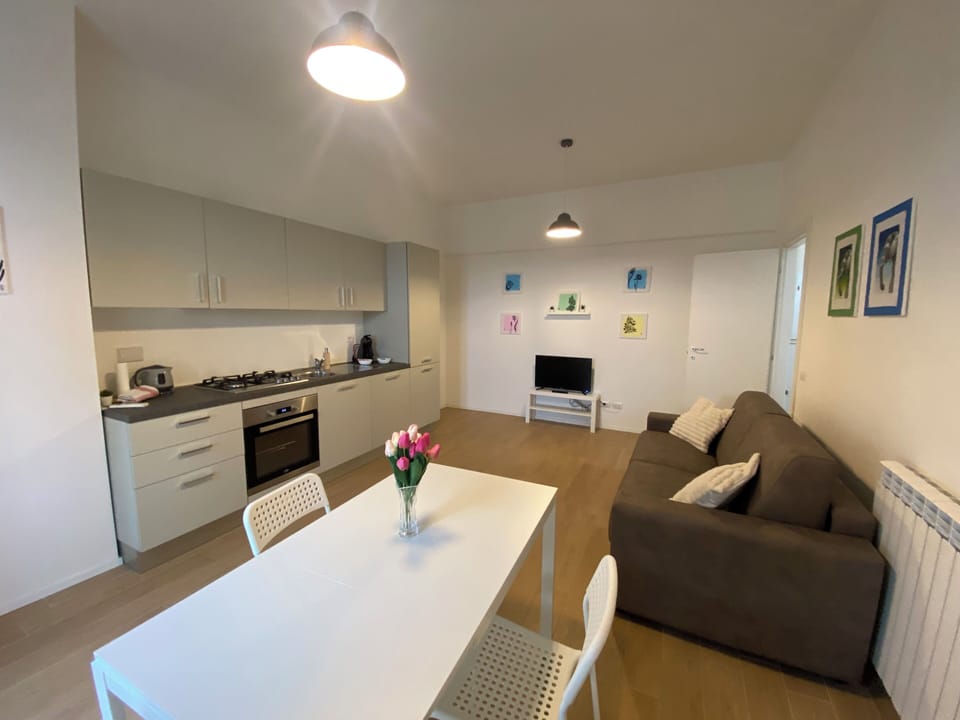 Apartment (1 Bedroom) | Living area