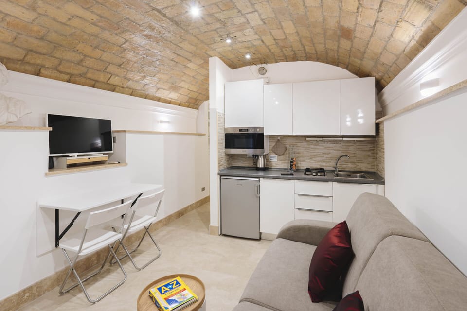 Apartment (1 Bedroom) | Living area | TV