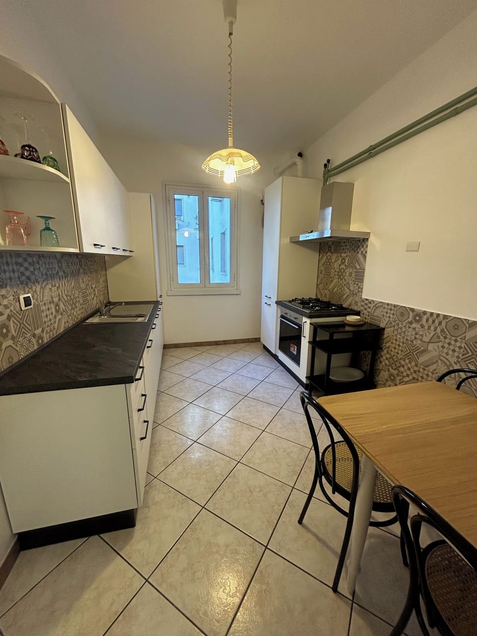 Apartment (2 Bedrooms) | Private kitchen | Microwave, espresso maker, electric kettle