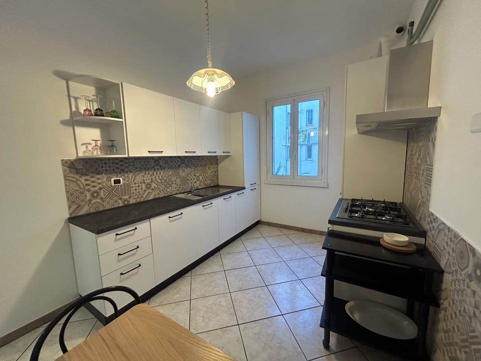 Apartment (2 Bedrooms) | Private kitchen | Microwave, espresso maker, electric kettle