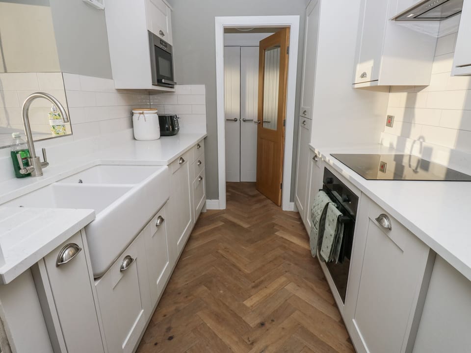 Fridge, microwave, dishwasher, toaster