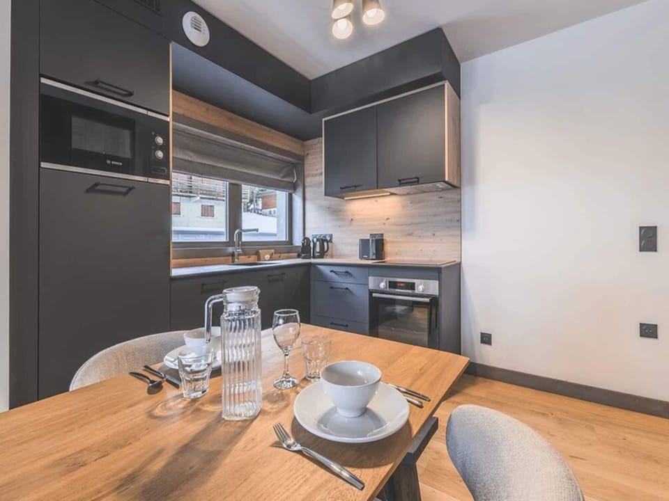 Apartment | Private kitchen | Highchair