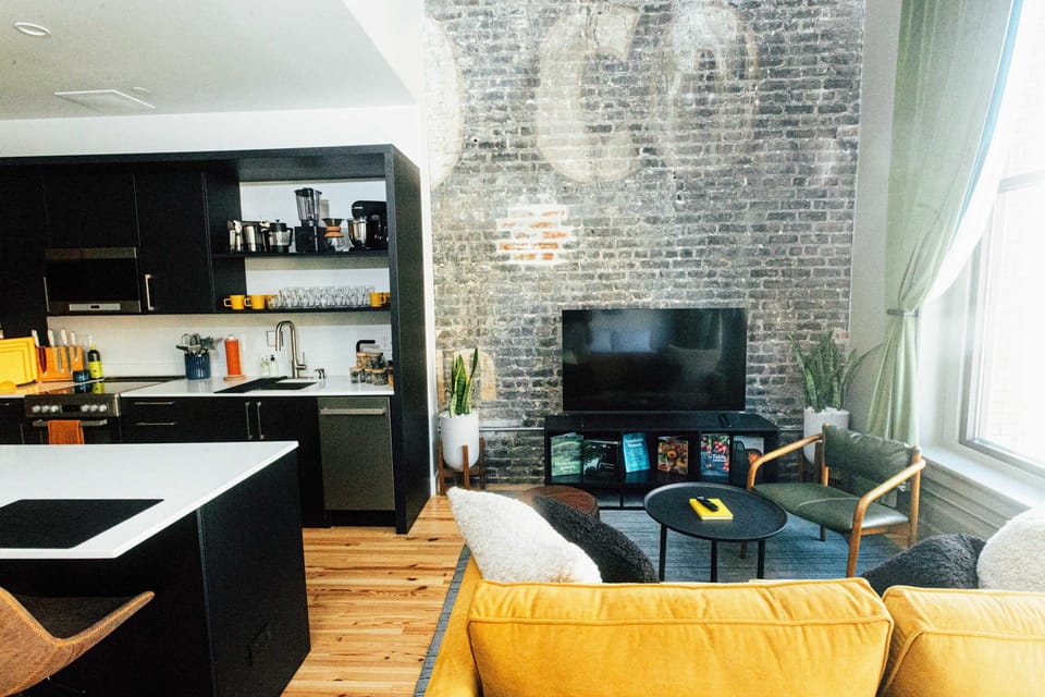 House | 1 bedroom, desk, high-speed internet