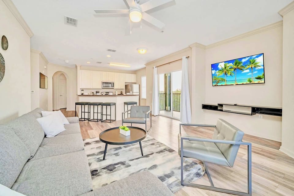Upstay Condo w Pool Sauna Sleeps 8 Apartment in Four Corners