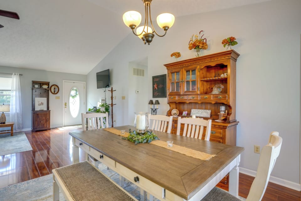 House (2 Bedrooms) | Interior