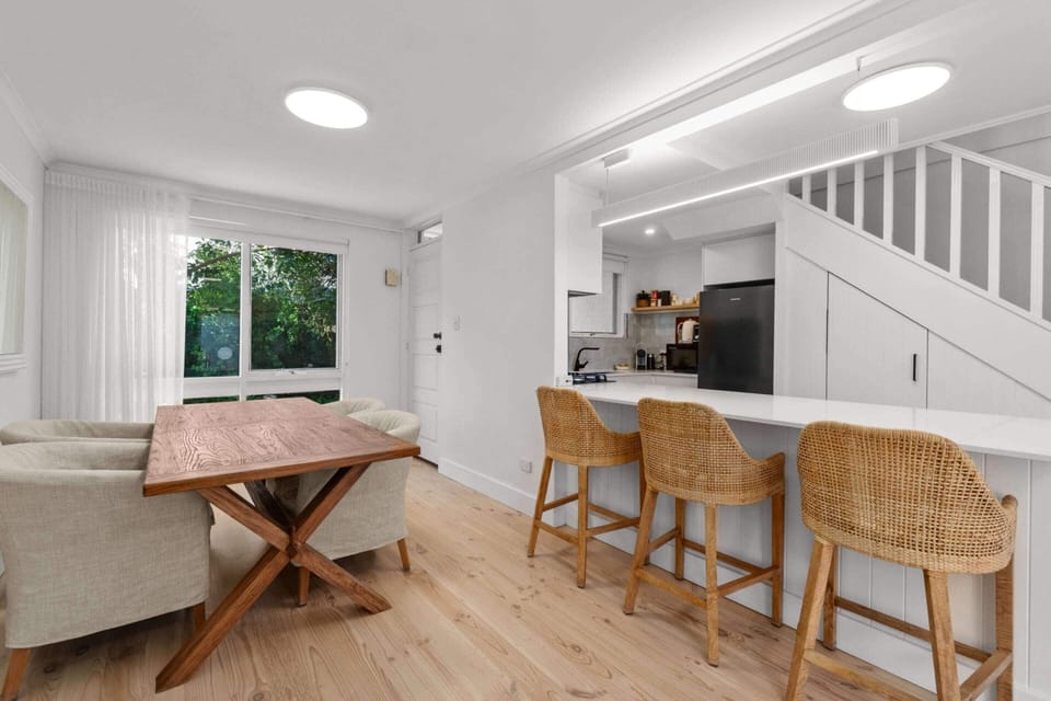 Apartment | Dining