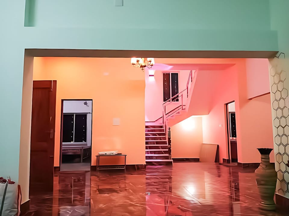 Three Bedroom Villa With Garden | Living area