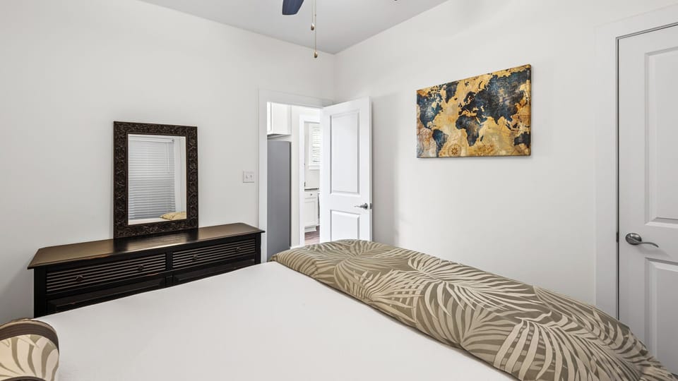 Blue Beach Bungalow - - Bedroom 2