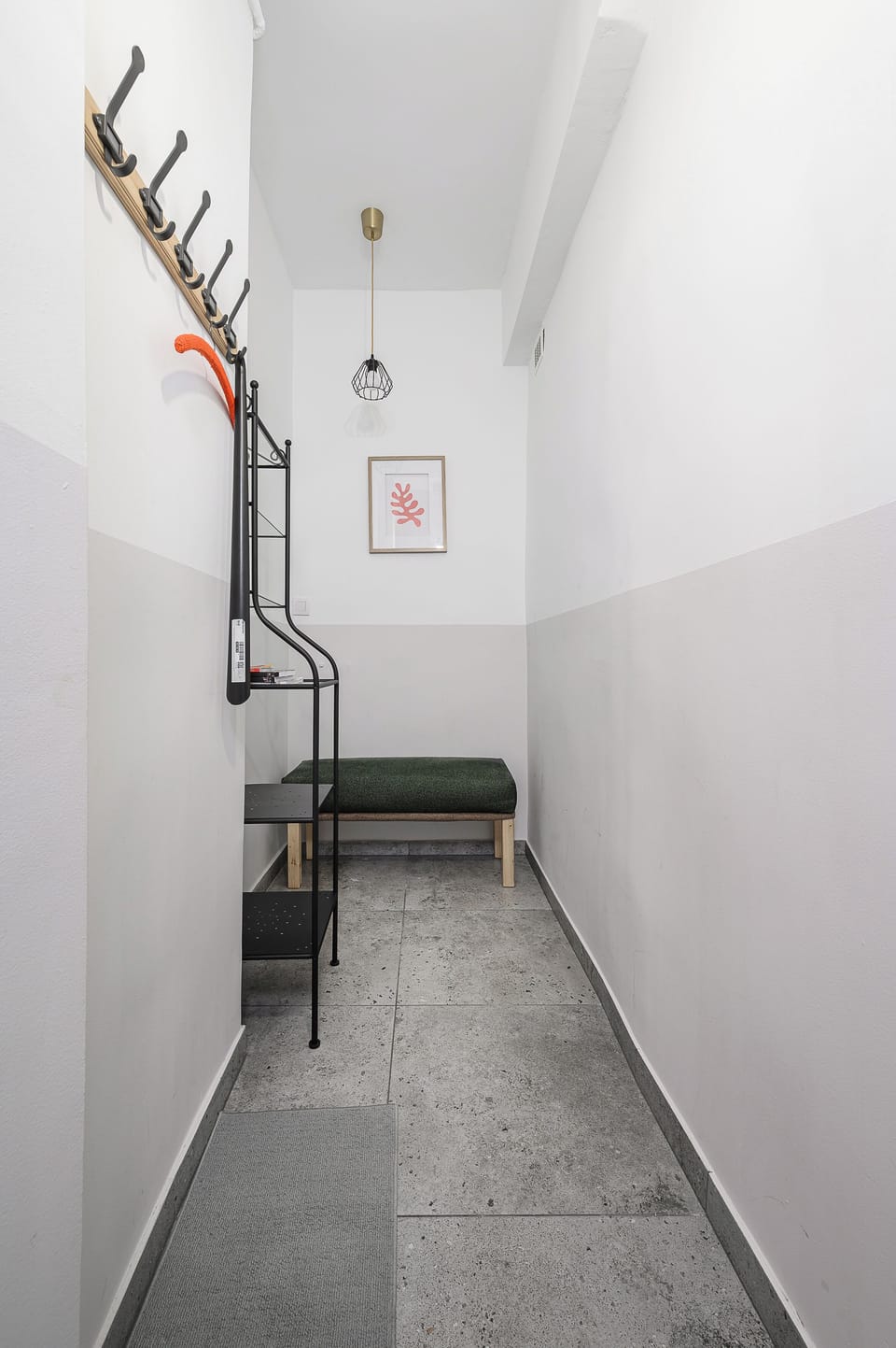 Iron/ironing board, free WiFi