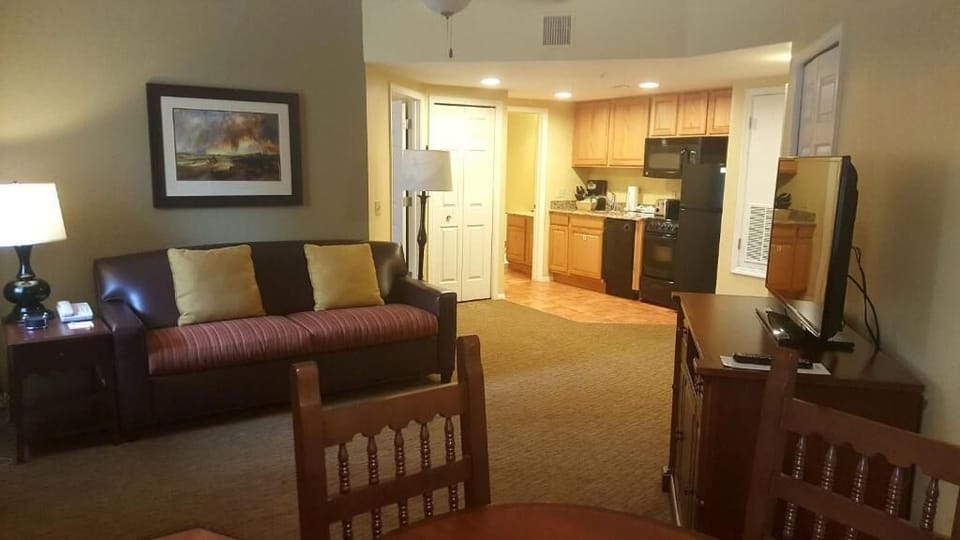 Standard Condo, 1 Bedroom, Kitchenette | Living room | 32-inch TV with cable channels, DVD player