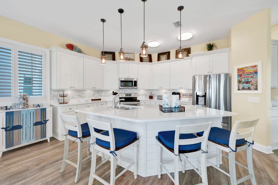 Fully equipped kitchen for all of your cooking needs
