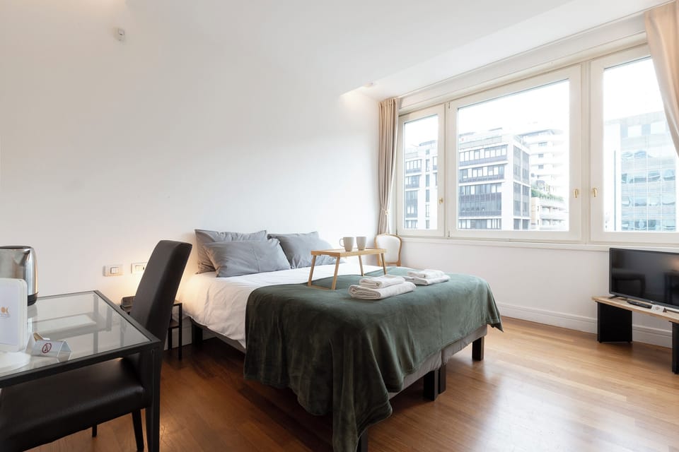 Deluxe Double Room, City View | Iron/ironing board, free WiFi