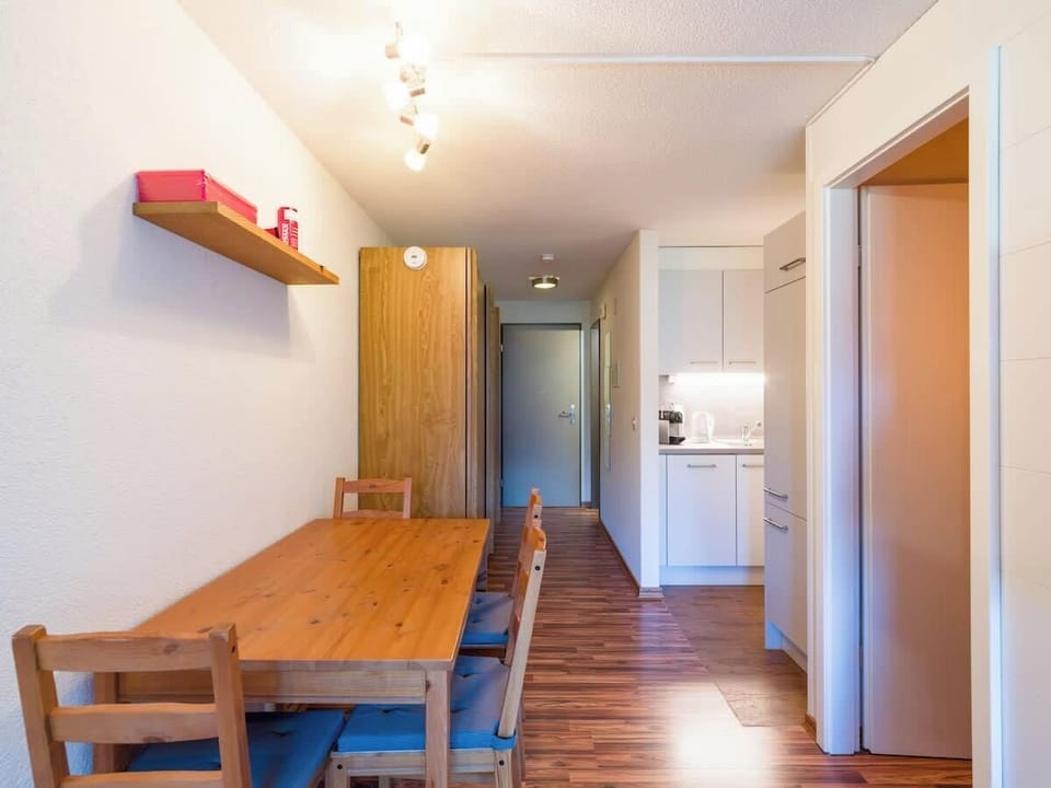Open dining space connecting to hallway