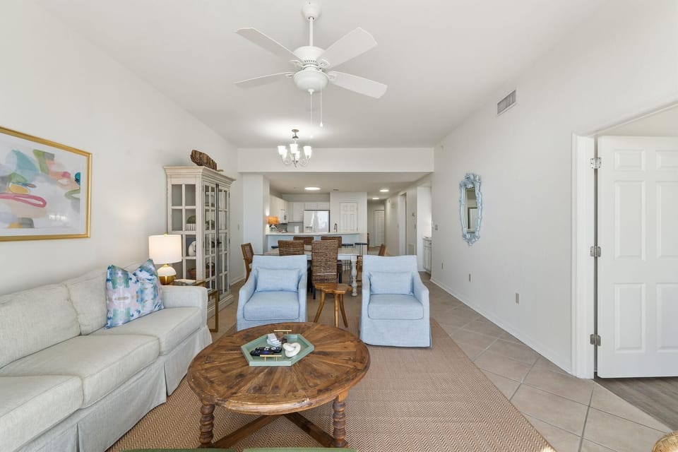 Condo, Multiple Beds (Spanish Key 107) | Living area