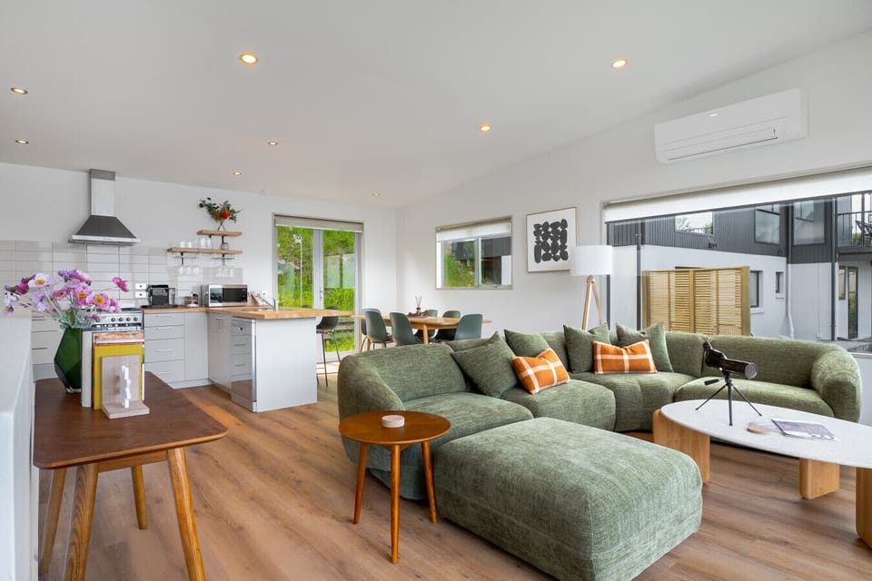 Open-plan kitchen and lounge
